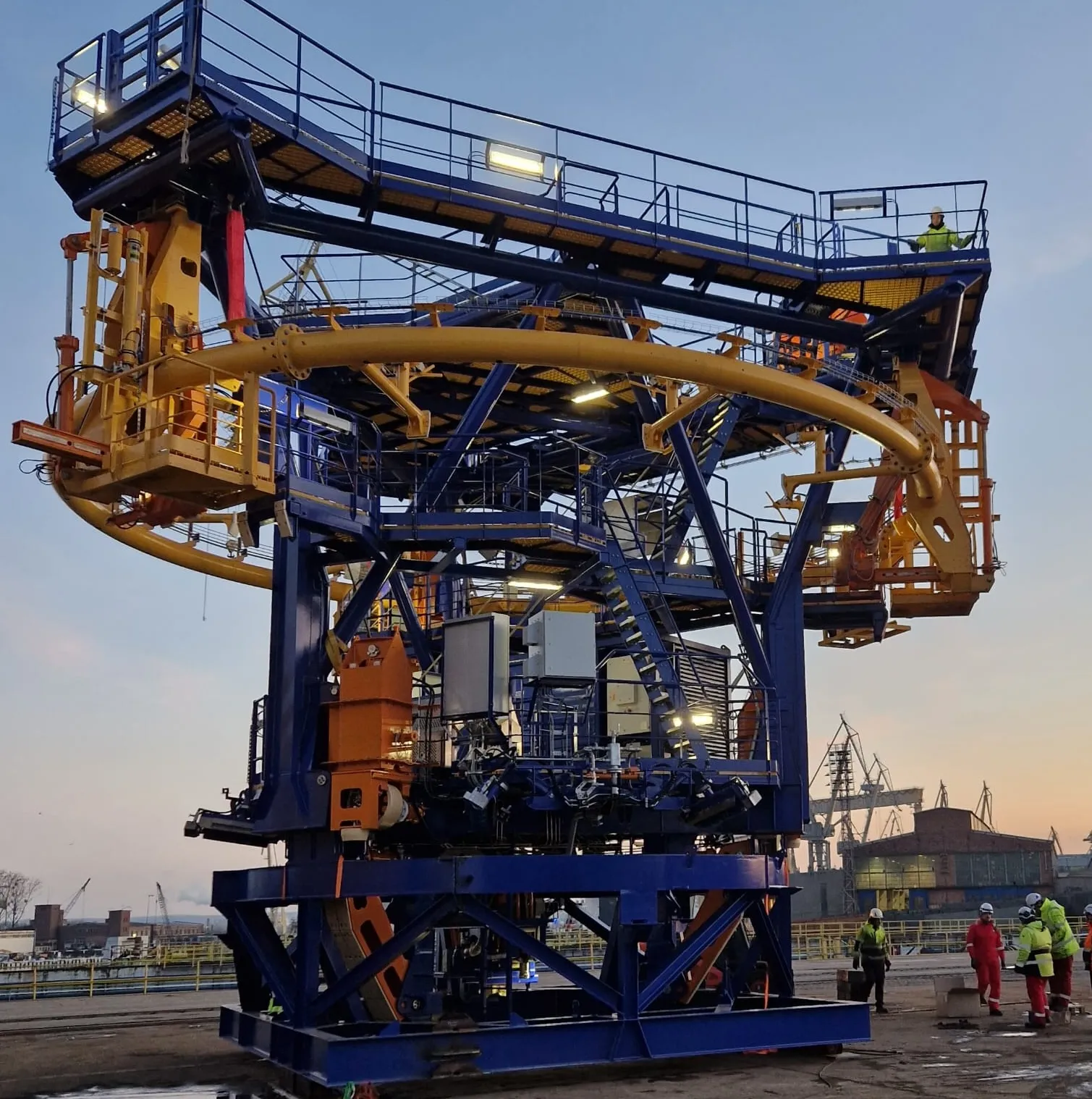 Manufacturing equipment